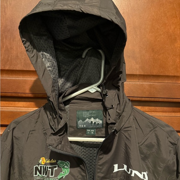 Fishing coat - NEW - Picture 2 of 9